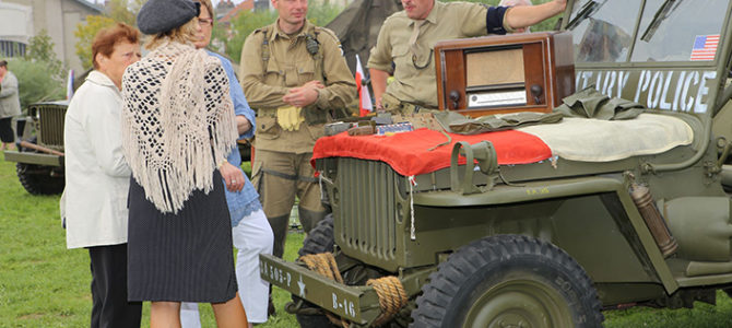 INSTALLATION D’UN CAMP MILITAIRE ET SES 7 SCÈNES